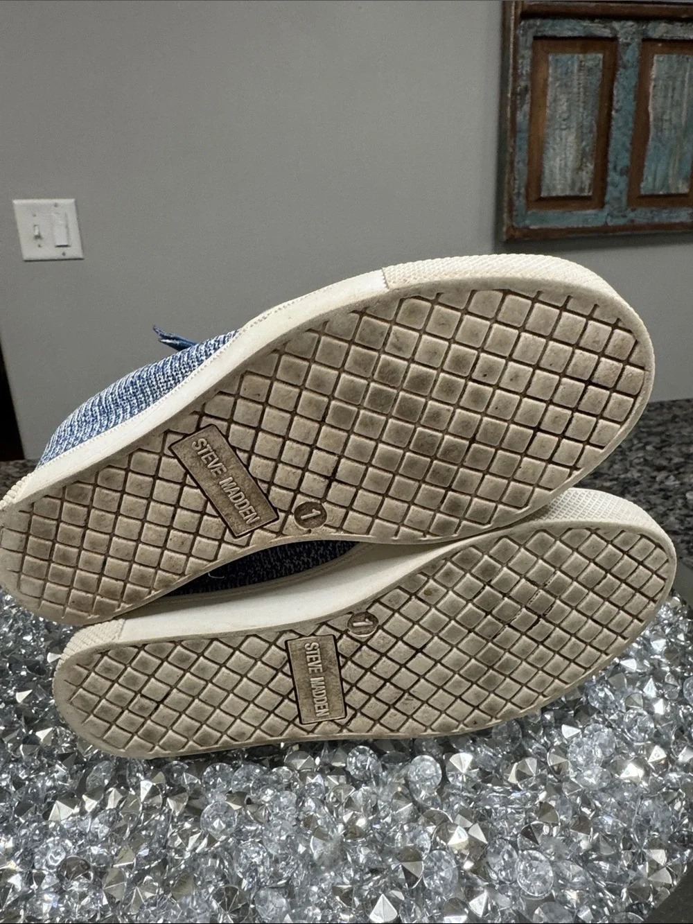 Steve Madden Blue Knit Wedge Sneaker with Side Zip EUC 1